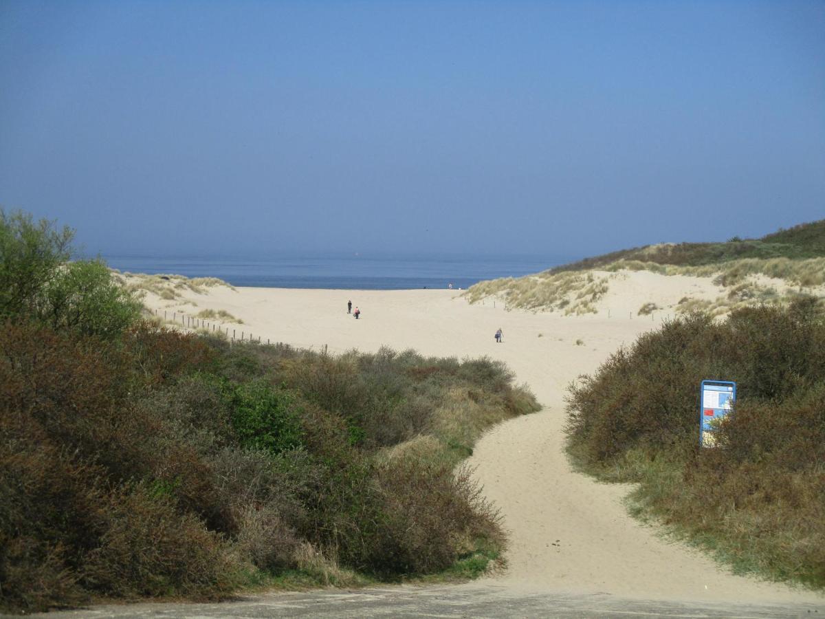 Comfortabel Vakantiehuis Aan Zee En Meer ! Kamperland Exterior photo